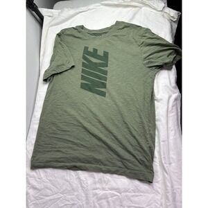 Nike Mens Dri-Fit T-Shirt Green Size medium